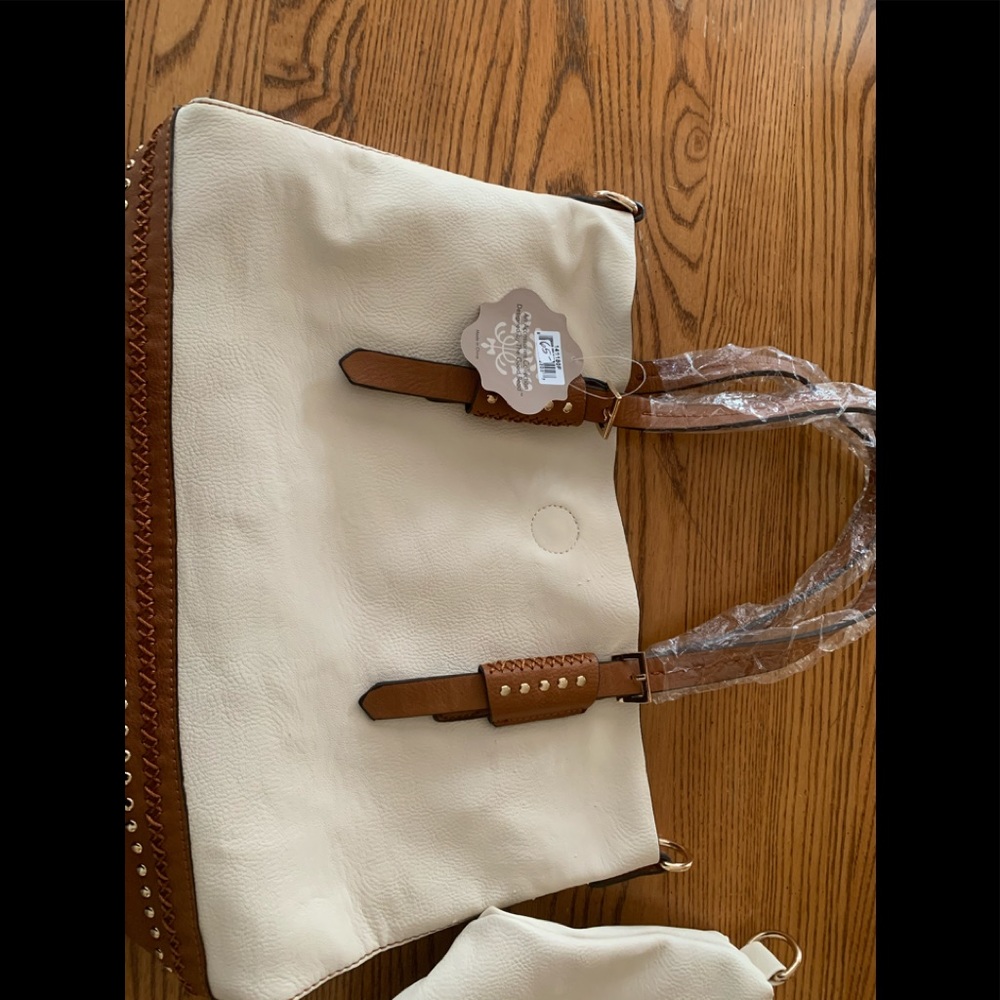 Leather satchel pocketbook